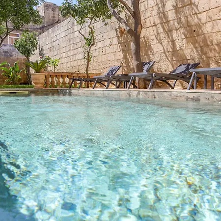 Palazzo Pisani Malta Boutique And B&B Żabbar