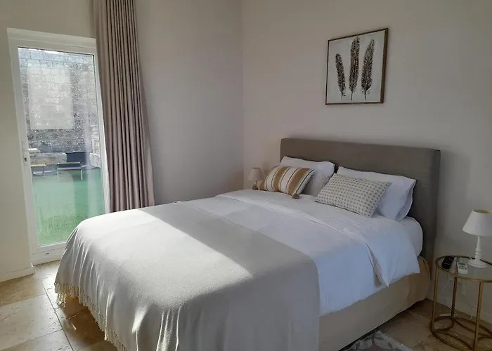 Palazzo Pisani Malta Boutique And B&B Żabbar