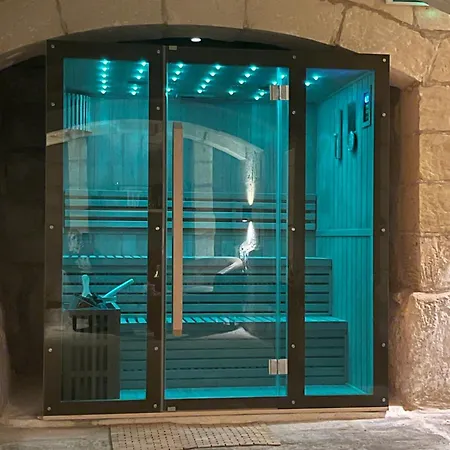Palazzo Pisani & Malta