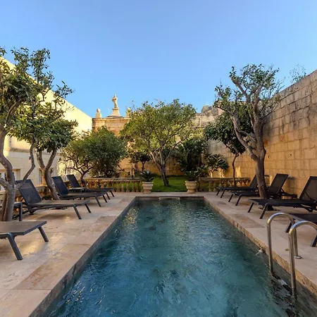 Palazzo Pisani & Malta