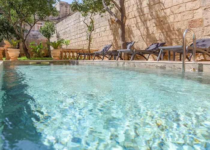 Palazzo Pisani Malta Boutique And Bed & Breakfast Żabbar